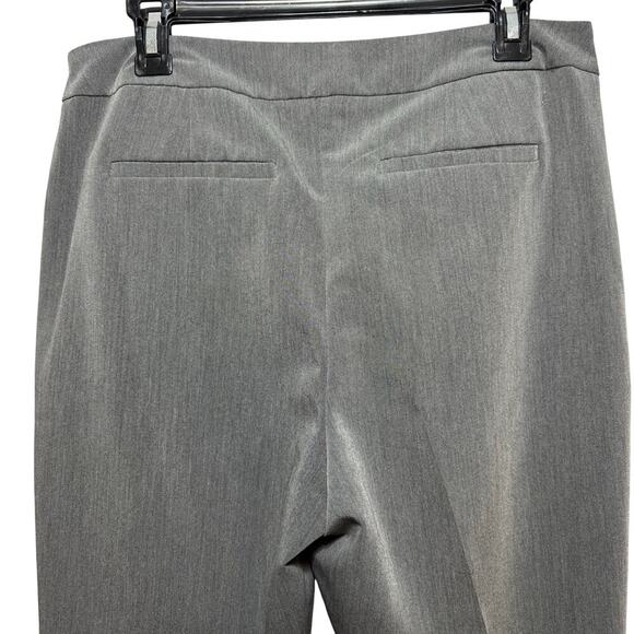 Chico’s Women’s Dress Pants. Light Gray. Size 1 (M) short. - Picture 4 of 6